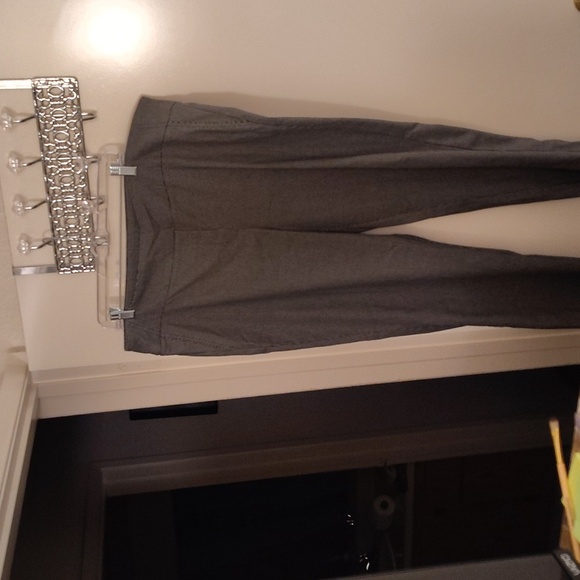 Hillary Radley stretch comfy, moveable and form fitting w/room pants size XXL - Picture 4 of 10